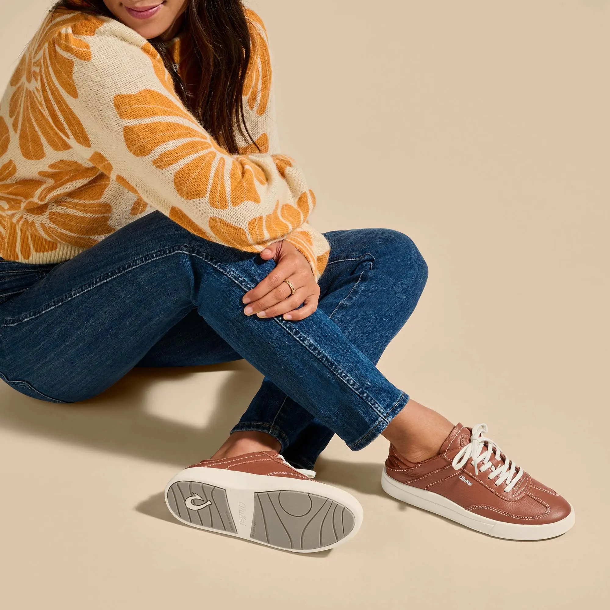 Ha 'upu Women's Leather Sneakers - Fox - Image 4