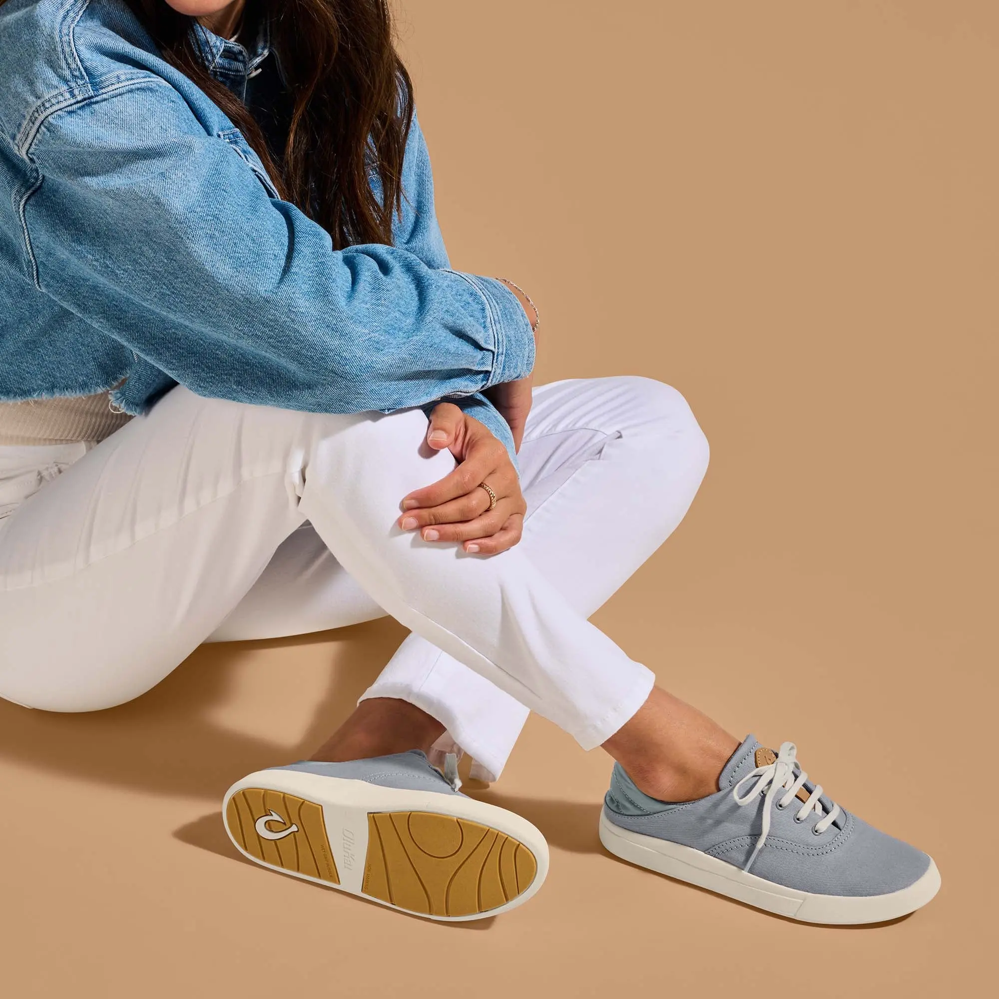 Kohu Women's Lightweight Canvas Sneakers - Mist Grey - Image 4
