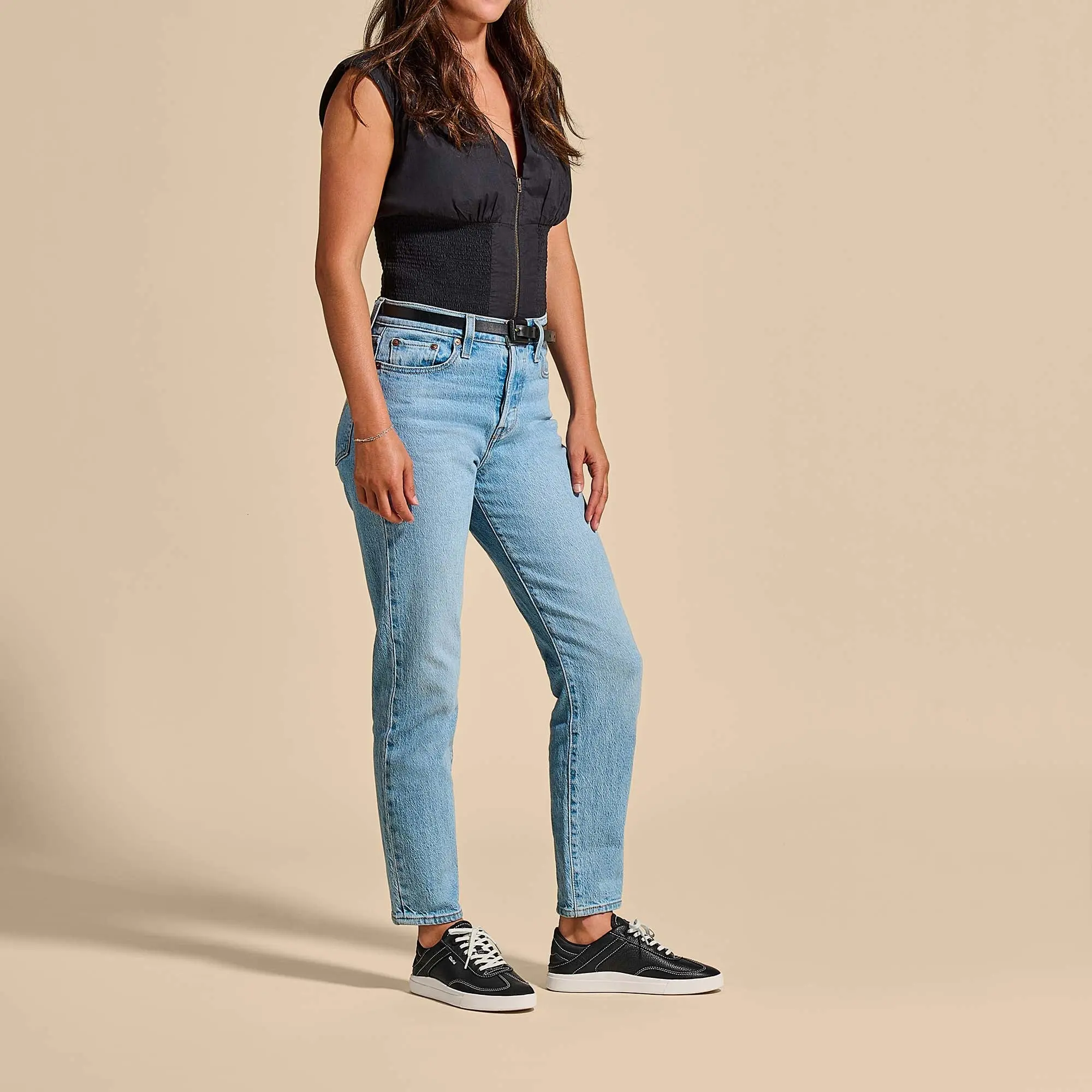 Ha 'upu Women's Leather Sneakers - Onyx - Image 7