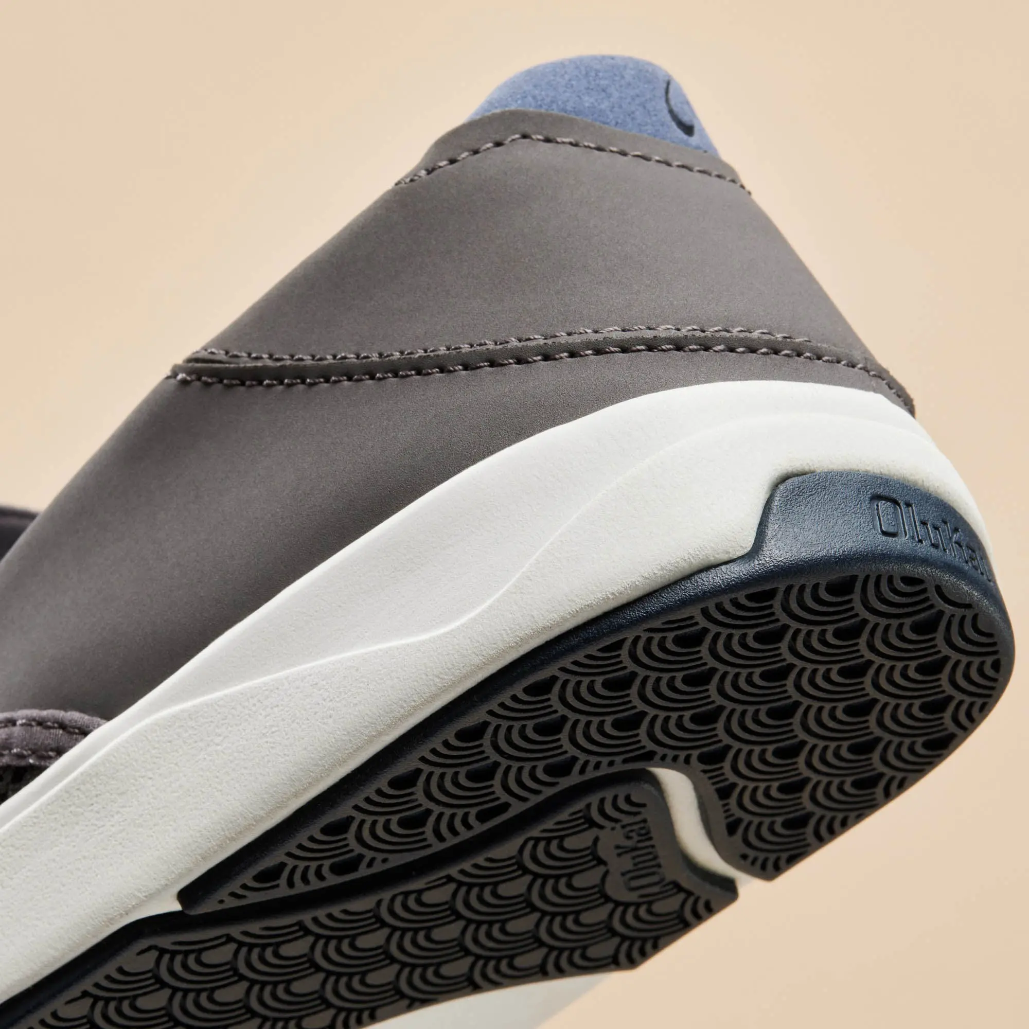 Lae'ahi Men's Slip-On Sneakers - Pavement - Image 9