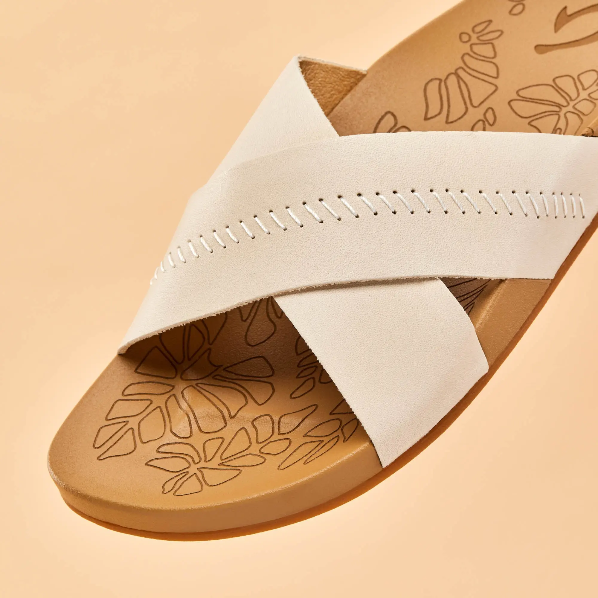 Kipe'a 'Olu Women's Slide Sandals - Puka / Tan - Image 3
