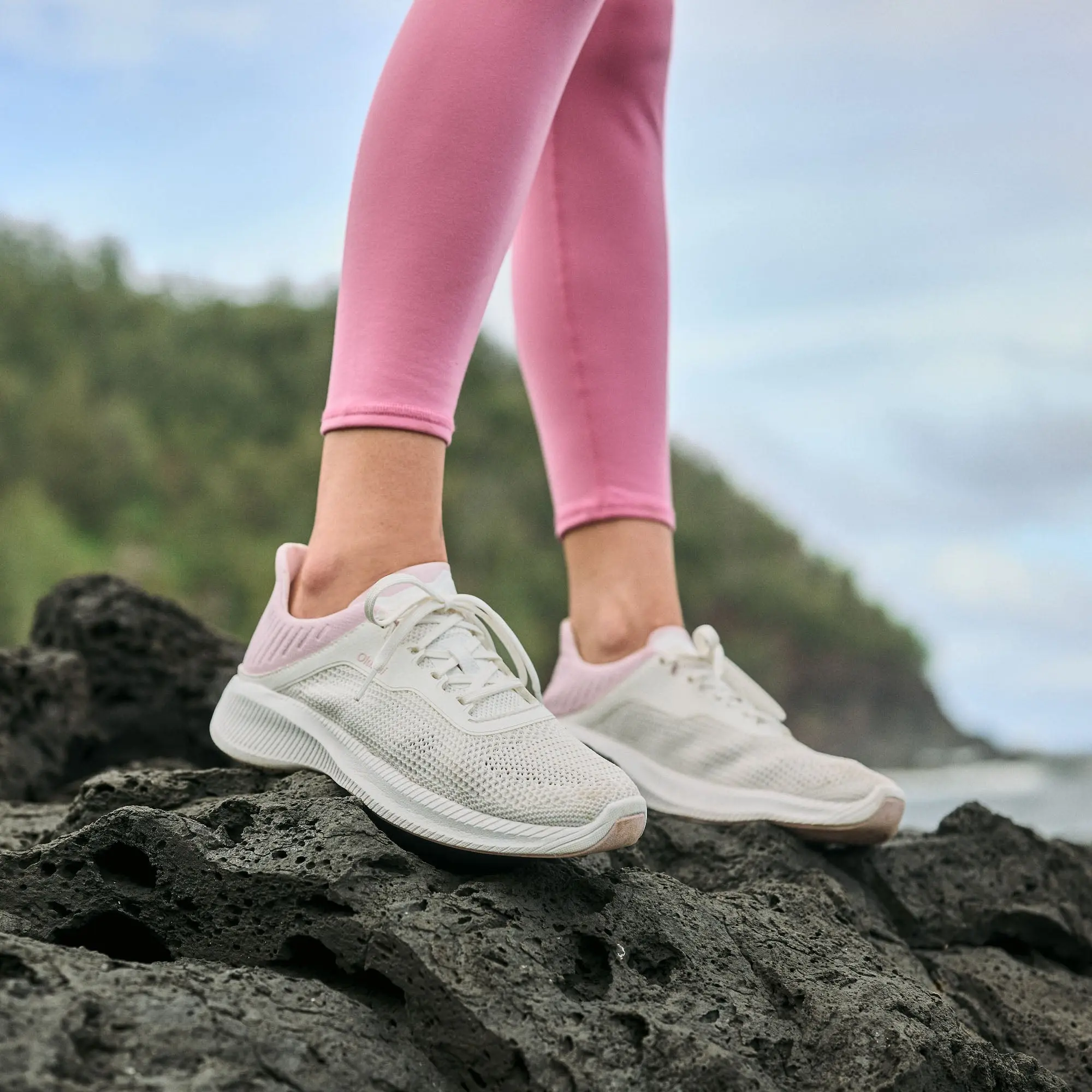 Island Hopper Women's Travel Shoes - Bright White / Cotton Candy - Image 2
