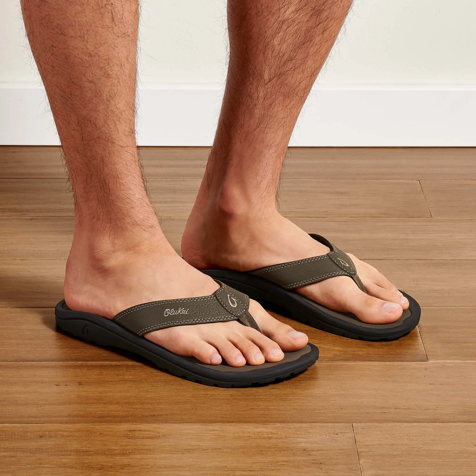 OluKai 'Ohana - Kona - Image 2