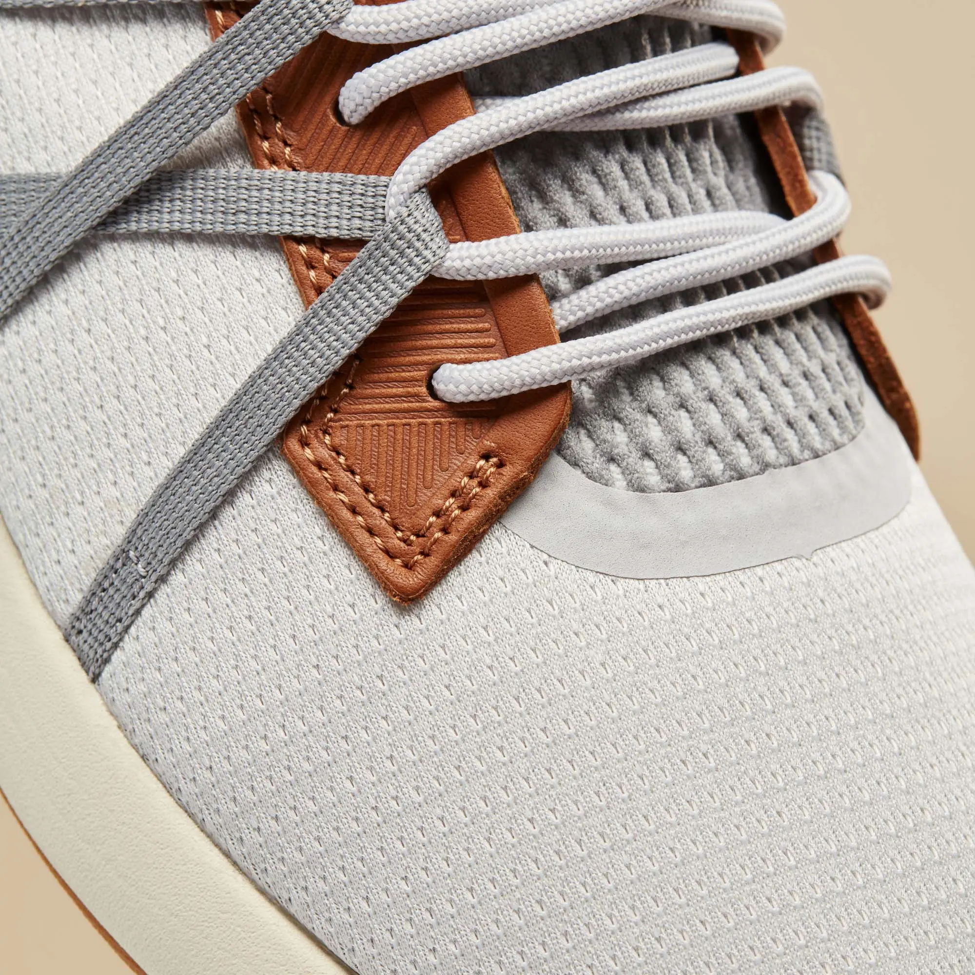 Mio L Men's Athletic Shoes - Mist Grey / Poi - Image 3