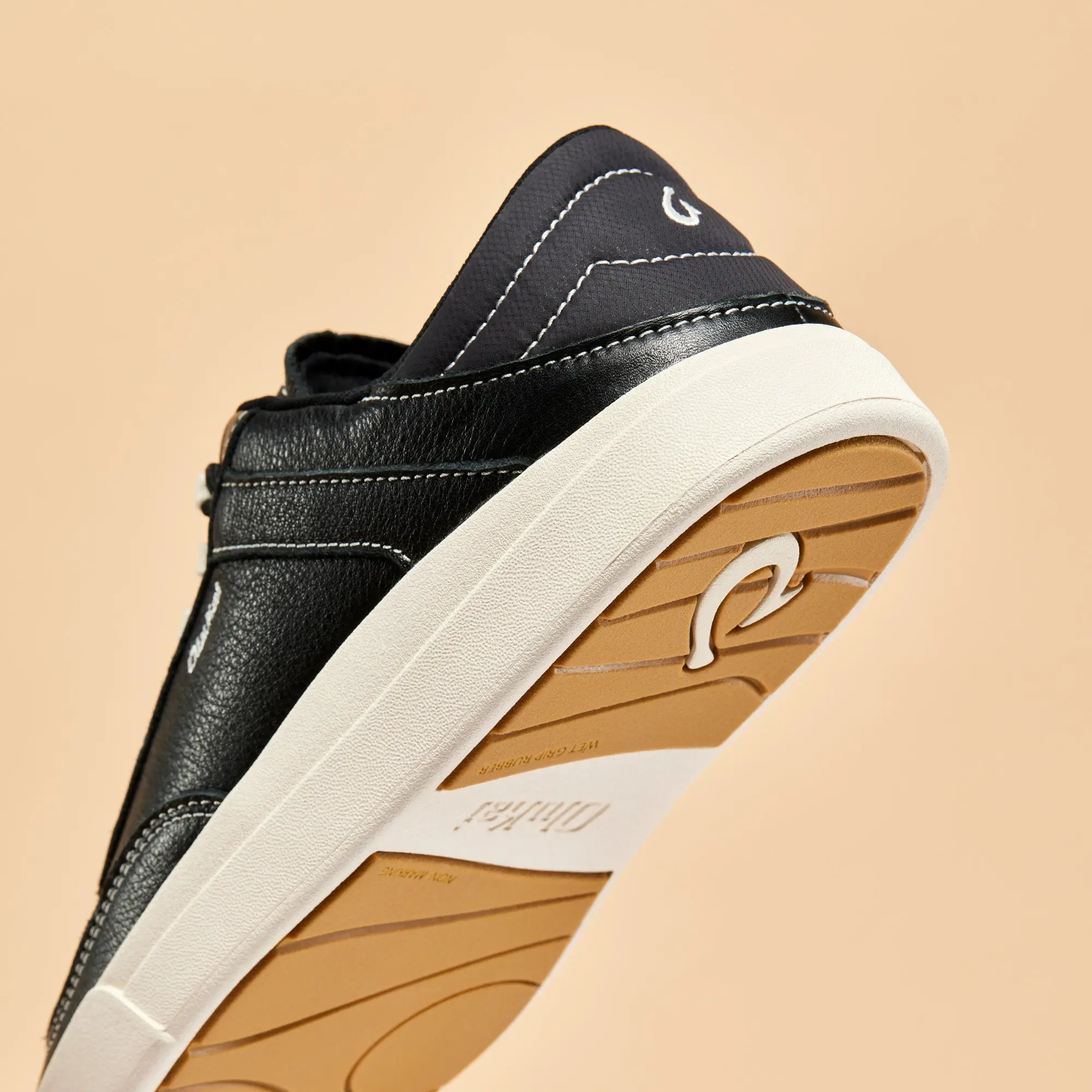 Ha 'upu Women's Leather Sneakers - Onyx - Image 9