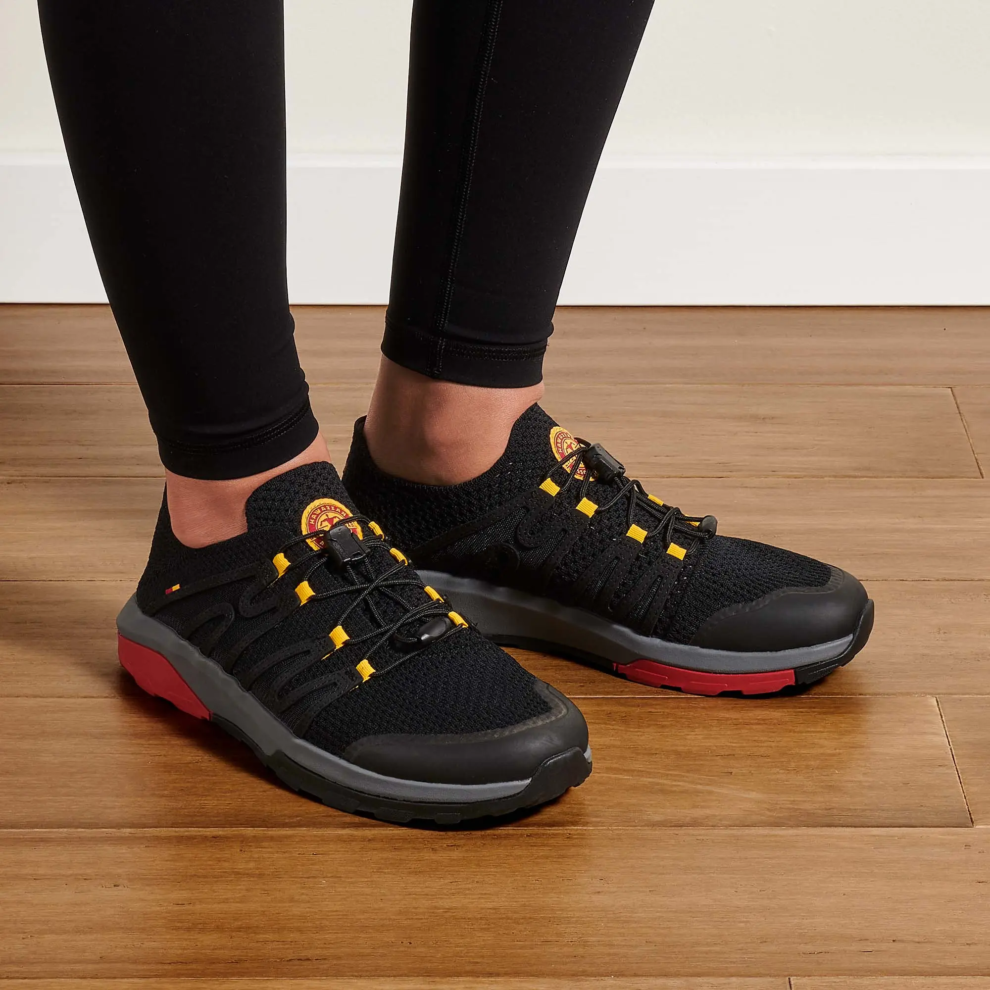 'Imaka Trainer Women's Athletic Trainers - Black - Image 2