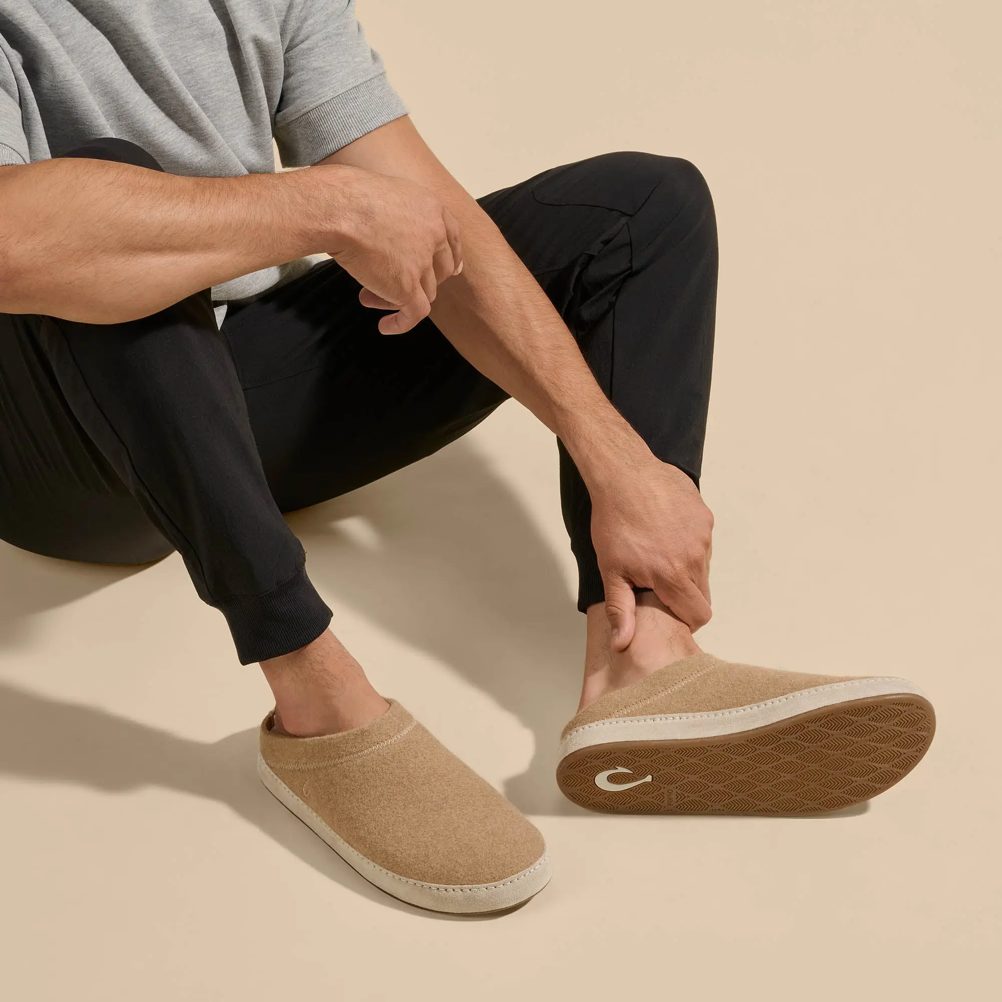 H mani Hulu Men's Wool Mule Slippers - Oatmeal - Image 5